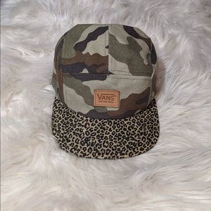 Vans hat.
